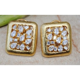 UNCUT DIAMOND GOLD STUD EARRINGS